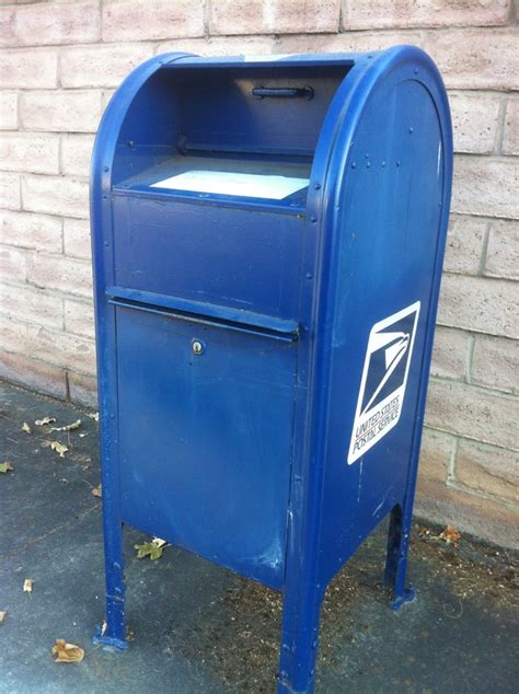 USPS Blue Mailbox - Post Offices - 1901-1999 Cartier Dr, Livermore, CA - Yelp