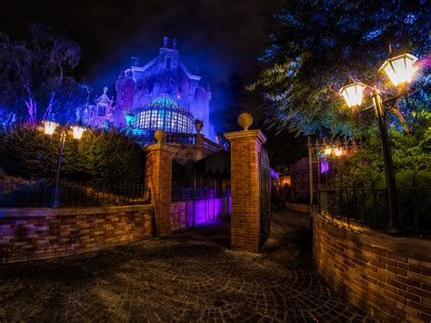 Haunted Mansion Themed Restaurant to Possibly Open in Disney World - I ...