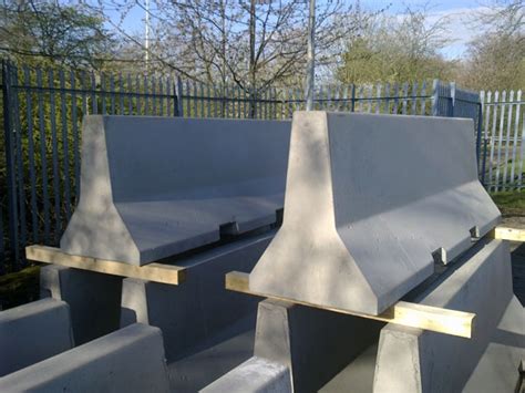 Jersey interlocking concrete safety / security barriers | Elite Precast Concrete | ESI External ...