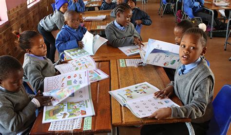 These South African students are going from readers to leaders - ONE.org Global