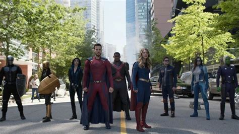 Does Mon-El Come Back in 'Supergirl'? Explained