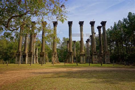 The Ruins of Mississippi's Biggest Plantation House - The Forgotten South