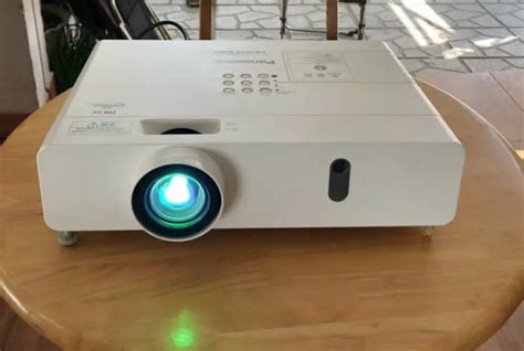 How Many Lumens Is Good for a Projector? The Correct Answer Is Here!