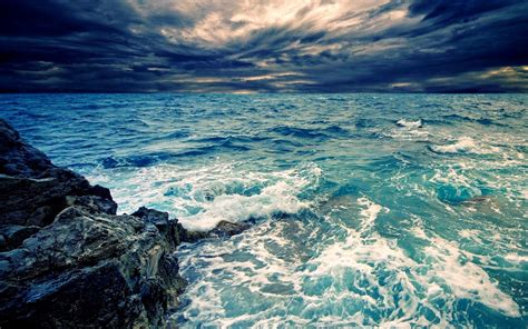 Crashing Waves Wallpapers - Top Free Crashing Waves Backgrounds ...