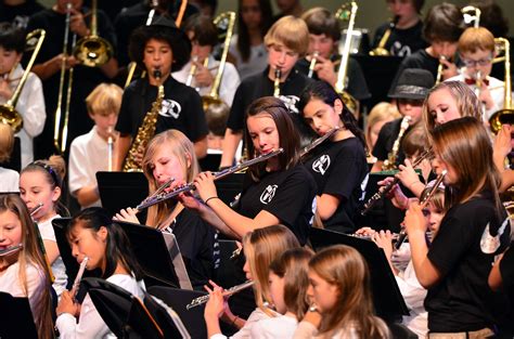 Proper Concert Etiquette for Parents & Musicians | Kincaid's is Music