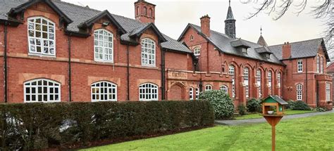 Altrincham Grammar School for Boys ranked best in Greater Manchester ...