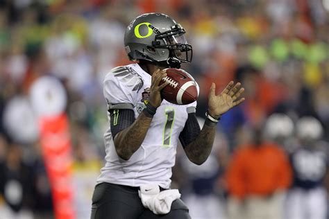 Oregon Ducks Football: Top 10 Impact Players for 2011 | News, Scores ...