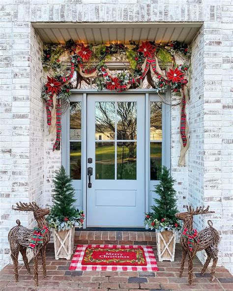 25 Enchanting Porch Christmas Lights Ideas to Illuminate Your Home with ...