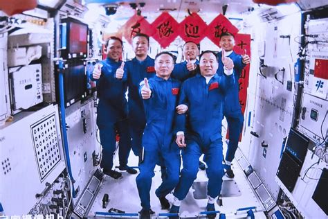 Astronauts meet in Tiangong space station core module - Chinadaily.com.cn