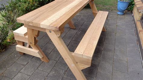 Folding picnic table made out of 2x4s - YouTube