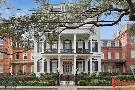 This $4.8 Million New Orleans Victorian House Used to Be a Chapel ...