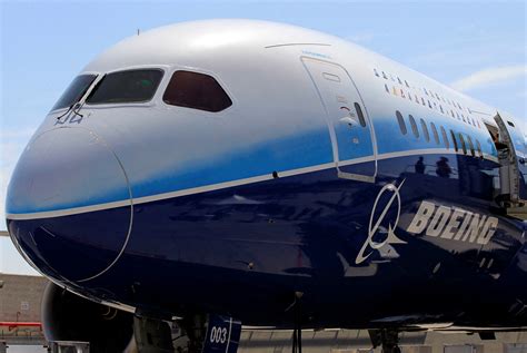 Boeing resumes deliveries of 787 Dreamliner as order book swells | Reuters