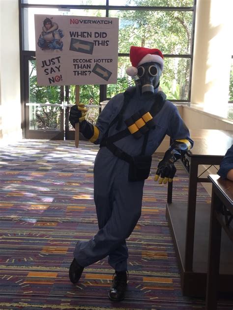 TF2 pyro cosplay : r/gaming