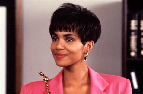 Halle Berry Boomerang Haircut - what hairstyle is best for me