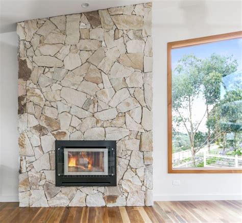 Freeform® Natural Stone Wall Cladding | Stone feature wall, Stone wall ...