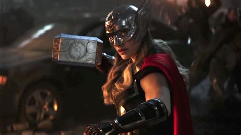 How Thor: Love And Thunder Redeems Natalie Portman's Jane Foster