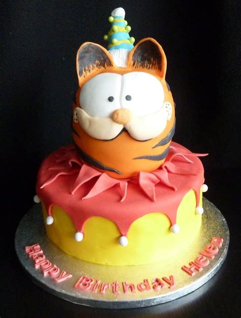 Garfield Birthday Cake | Birthday cake for cat, Cupcake birthday cake ...