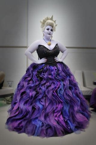 Ursula cosplay : r/pics