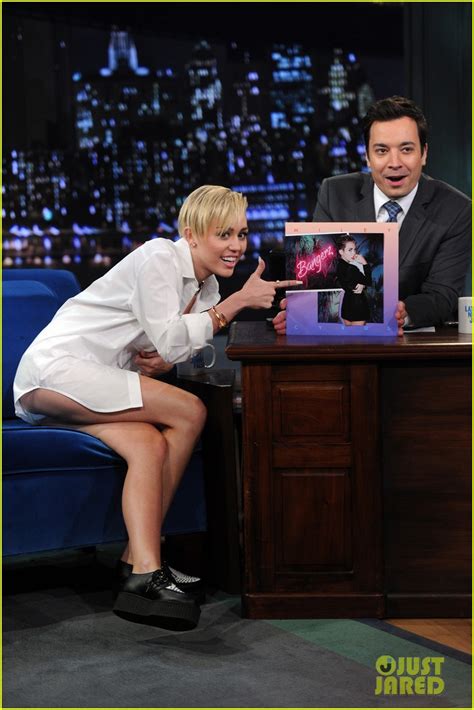 Miley Cyrus: Acapella 'We Can't Stop' with Jimmy Fallon!: Photo 2968835 ...