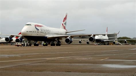 British Airways' last Heathrow-based 747s take off for final flights ...