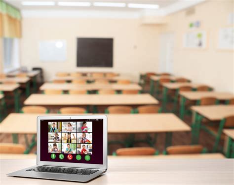 Are online schools the future of Education?