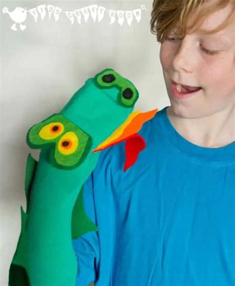 No Sew Dragon Sock Puppet (Free Pattern) - Kids Craft Room