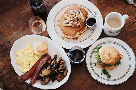 New York City: Bubby's Brunch in Tribeca - Carly Cristman