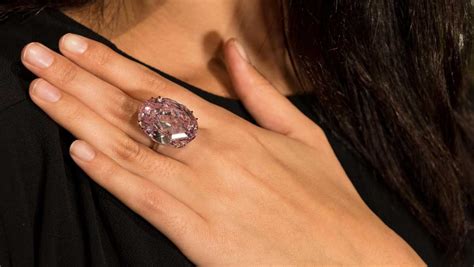 'Pink Star' diamond goes for record amount at auction