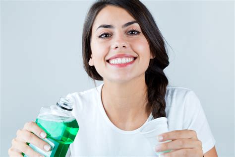 5 Benefits of Mouthwash | Mountain Park Dentistry