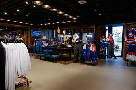 NY Islanders Team Store - Jeffrey Hutchison & Associates