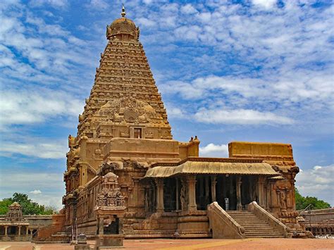 Brihadeeswara Temple in Tanjore Tamil Nadu India - Image Abyss