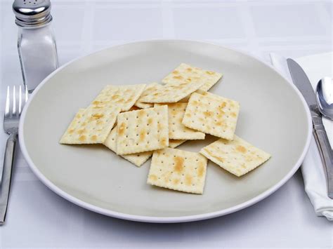 Calories in 6 serving of Rice crackers.