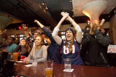 Super Bowl Breaks Record for U.S. TV Viewing | Super bowl, New england ...