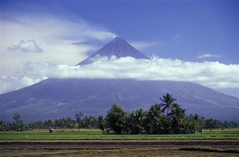 HD wallpaper: philippines, mayon volcano, landscape, clouds, africa, mountain | Wallpaper Flare