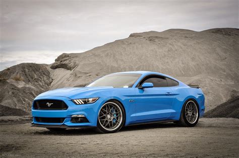 2017 Ford Mustang GT Wallpapers | MustangSpecs.com