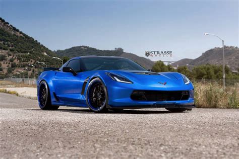 2025 Corvette Z06 Blue - Tonye Gwenneth