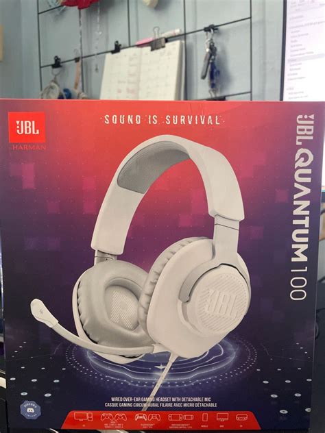 JBL Quantum 100, Audio, Headphones & Headsets on Carousell