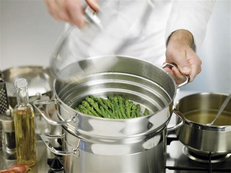 Comment réussir la cuisson à la vapeur pour préparer des aliments sains