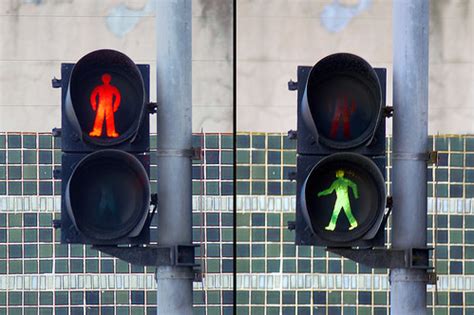 VILA VELHA :: pedestrian signs | Pedestrian signs in Vila Ve… | Flickr