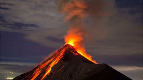 Volcano In Russia Is Now Active After Many Years Of Inactivity - YouTube