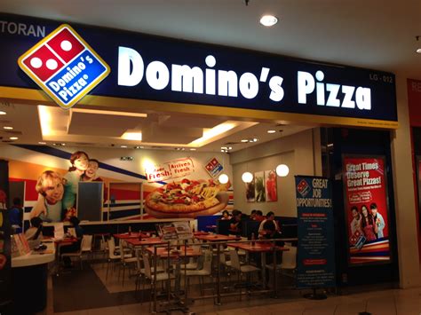 Why Domino's Cancelled Their "30 Minutes Or Less" Guarantee