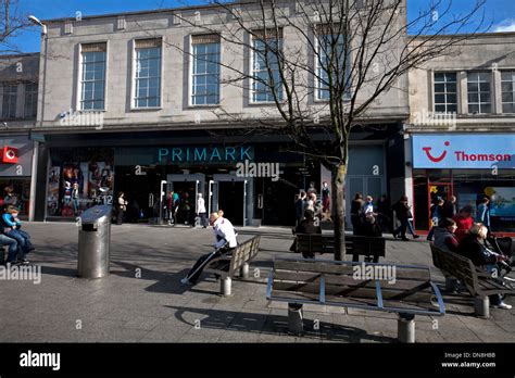 Primark hi-res stock photography and images - Alamy