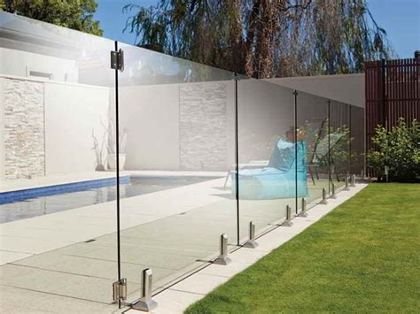 Frameless Glass Pool Fence | Demax Arch