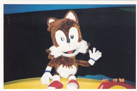 Sega Memories: SegaWorld Sydney had a Sonic Puppet Show!