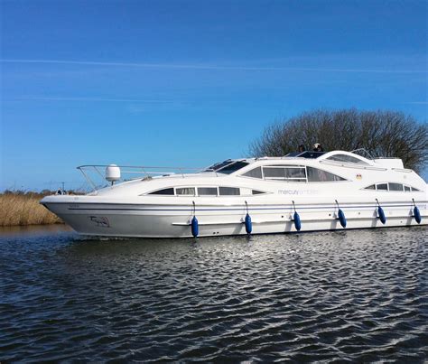 [28+] Cabin Cruiser Hire Norfolk Broads