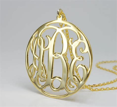 Custom Monogram Necklace,Gold Circle Pendant Necklace,Unique Personalized Monogram Initial Name ...