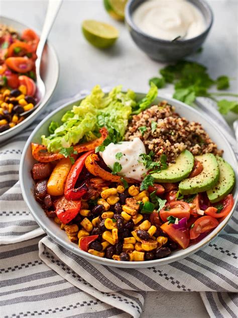 Mexican Buddha Bowl with Fajita Veg - Vegan Recipes - Forkful of Plants