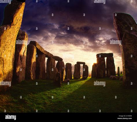 Stonehenge Salisbury Plain England sunrise Winter Solstice oldest Stock Photo: 105963 - Alamy