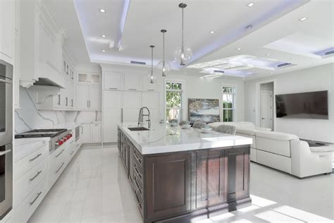 Home Of The Day: Modern Luxury In West Palm Beach, Florida