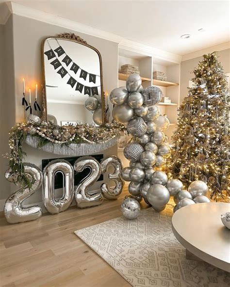 20 Perfect New Year's Eve Party Ideas to Start Your Year Off Right ...